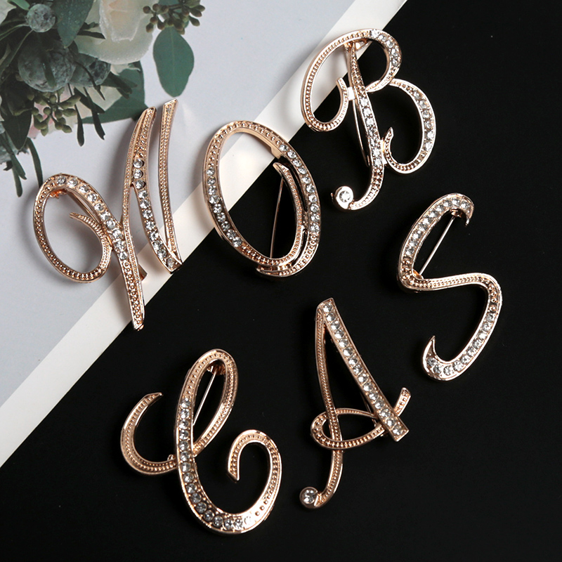 Women Accessories In English - Модная женская брошь со стразами A-Z,