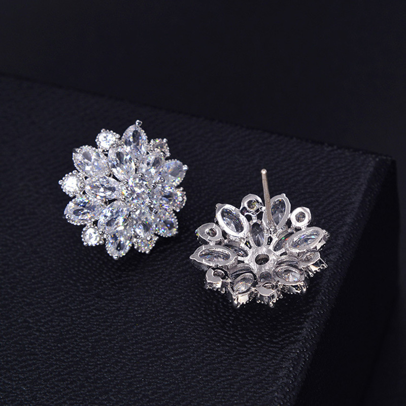 Серьги-гвоздики из серебра 925 – обзор и цена Statement Earrings Oversized
